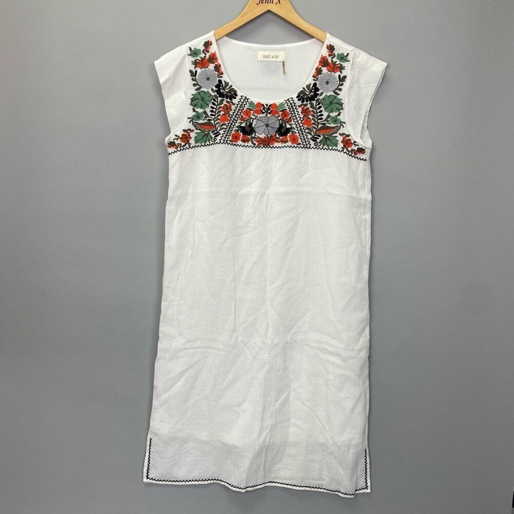 Brass & Roe White Embroidered Flower Shift Tunic Dress Short Sleeve Summer